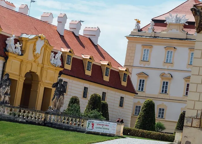 Apartment Na Knizeci Ceste *
