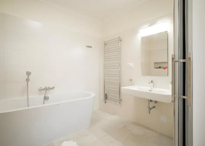 Na Knizeci Ceste Apartment